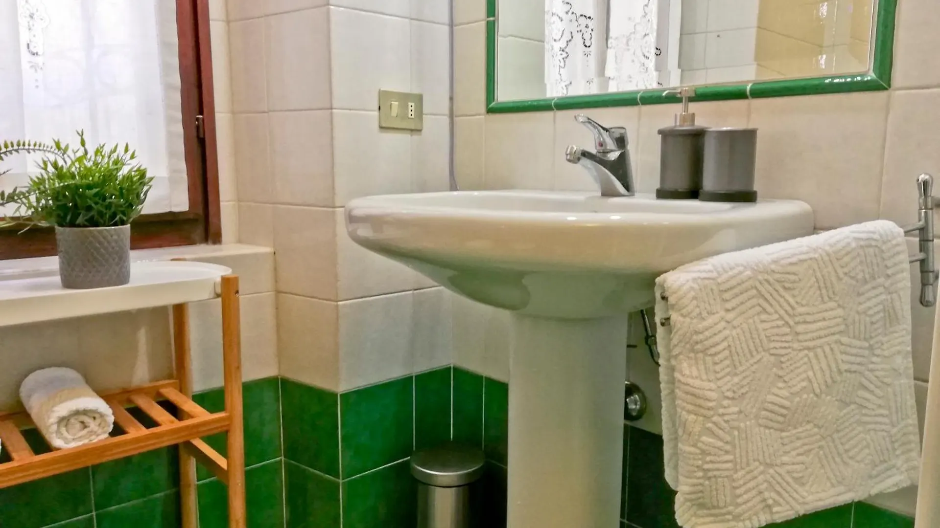 Naviglio Pavese Terrace 2 Camere 15 Min Dal Duomo Milán Apartmán