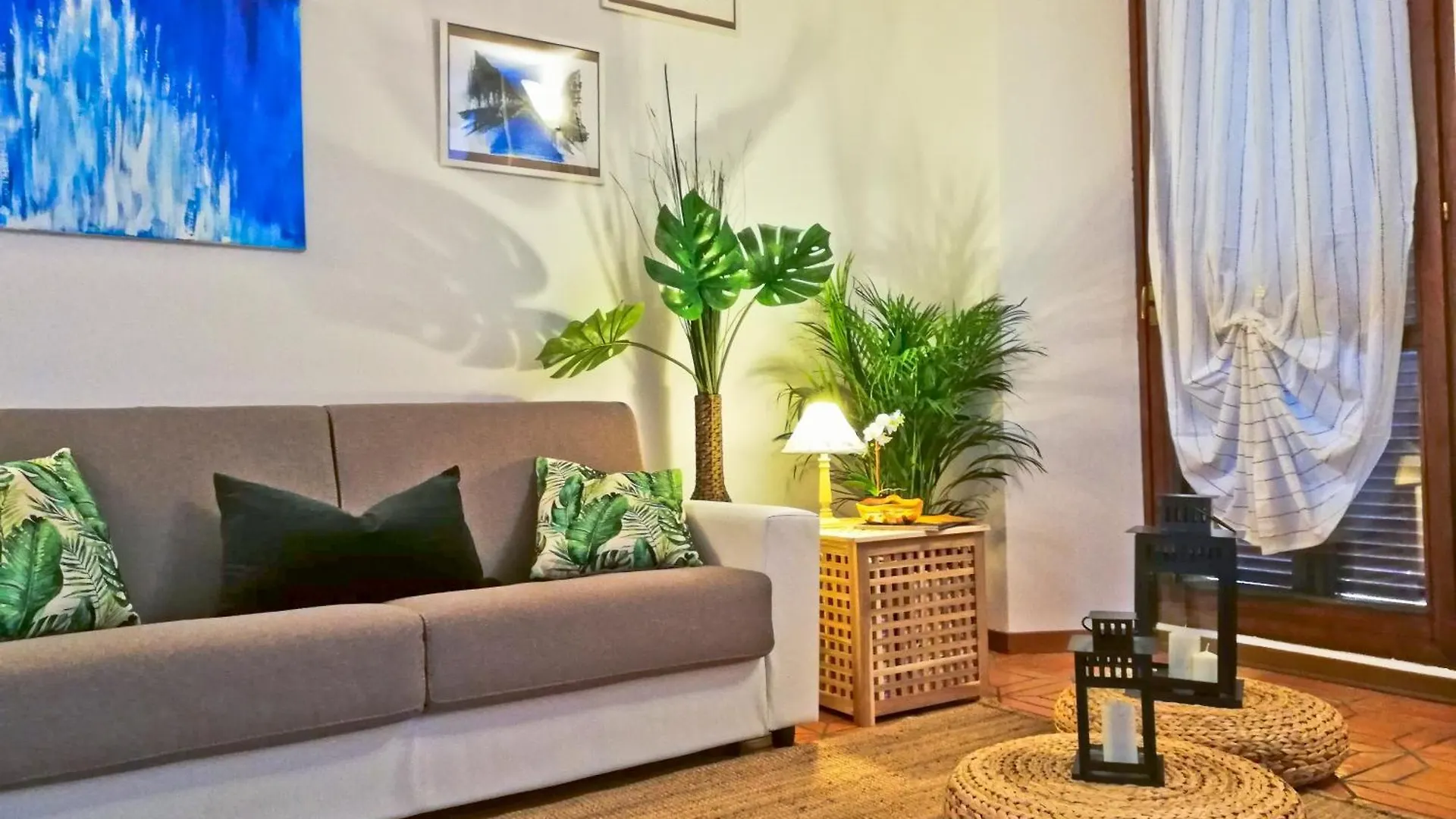 Apartment Naviglio Pavese Terrace 2 Camere 15 Min Dal Duomo Milan