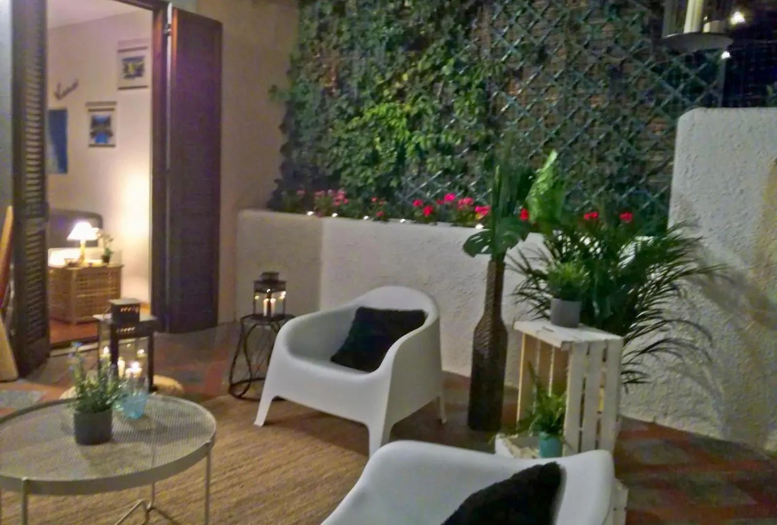 Naviglio Pavese Terrace 2 Camere 15 Min Dal Duomo Milan Italy